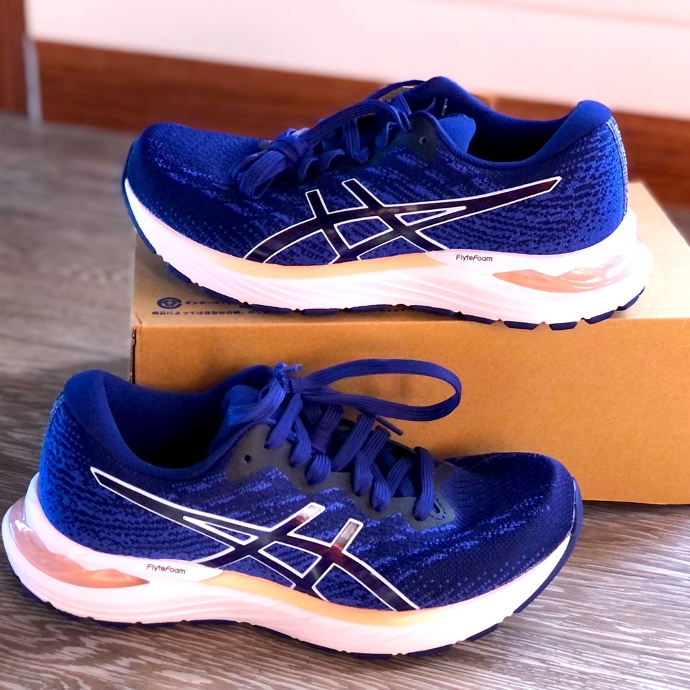 Women’s Asics Gel Stratus Running Shoe